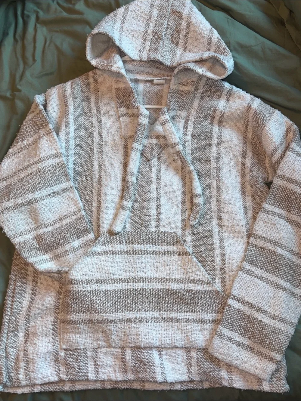 Baja Pullover Hoodie Sweater - Beige & white